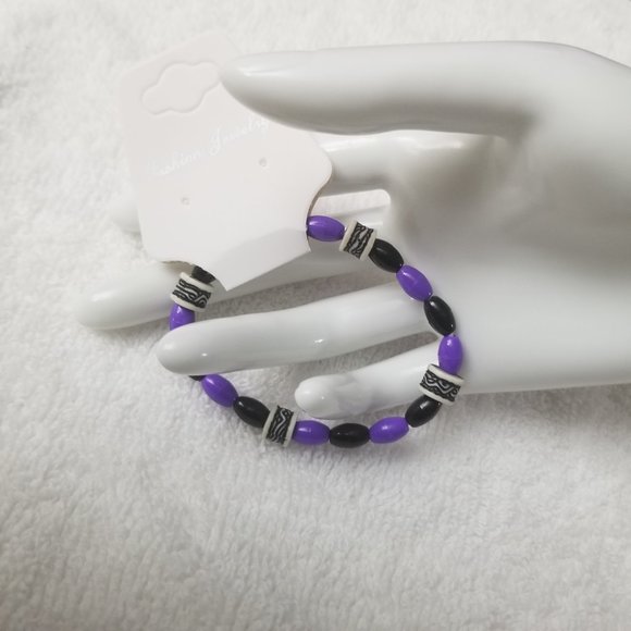 4FOR$25 - Kid's Stretchy Bracelet - Picture 2 of 3